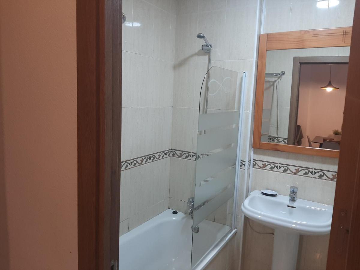 Apartamento Con Parking Gratis En El Centro De Malagaアパートメント エクステリア 写真