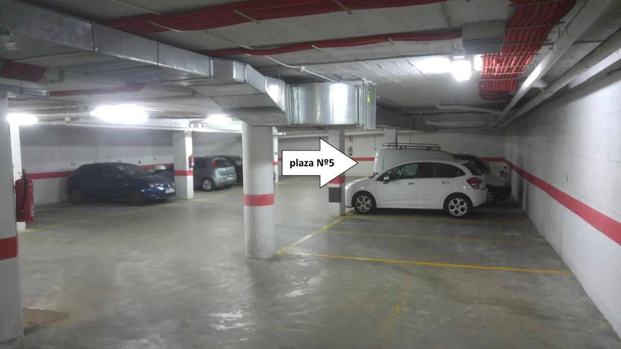 Apartamento Con Parking Gratis En El Centro De Malagaアパートメント エクステリア 写真