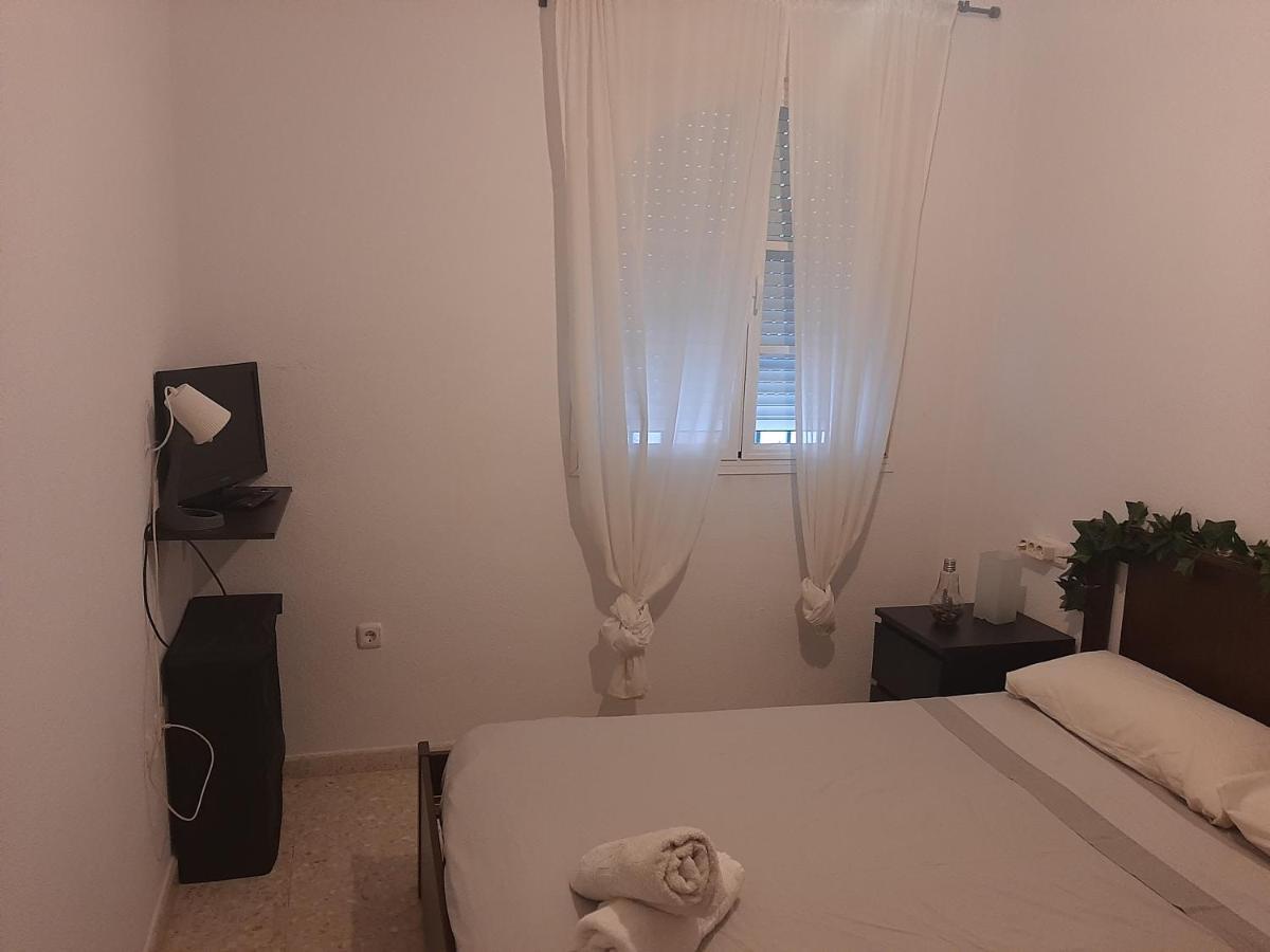 Apartamento Con Parking Gratis En El Centro De Malagaアパートメント エクステリア 写真
