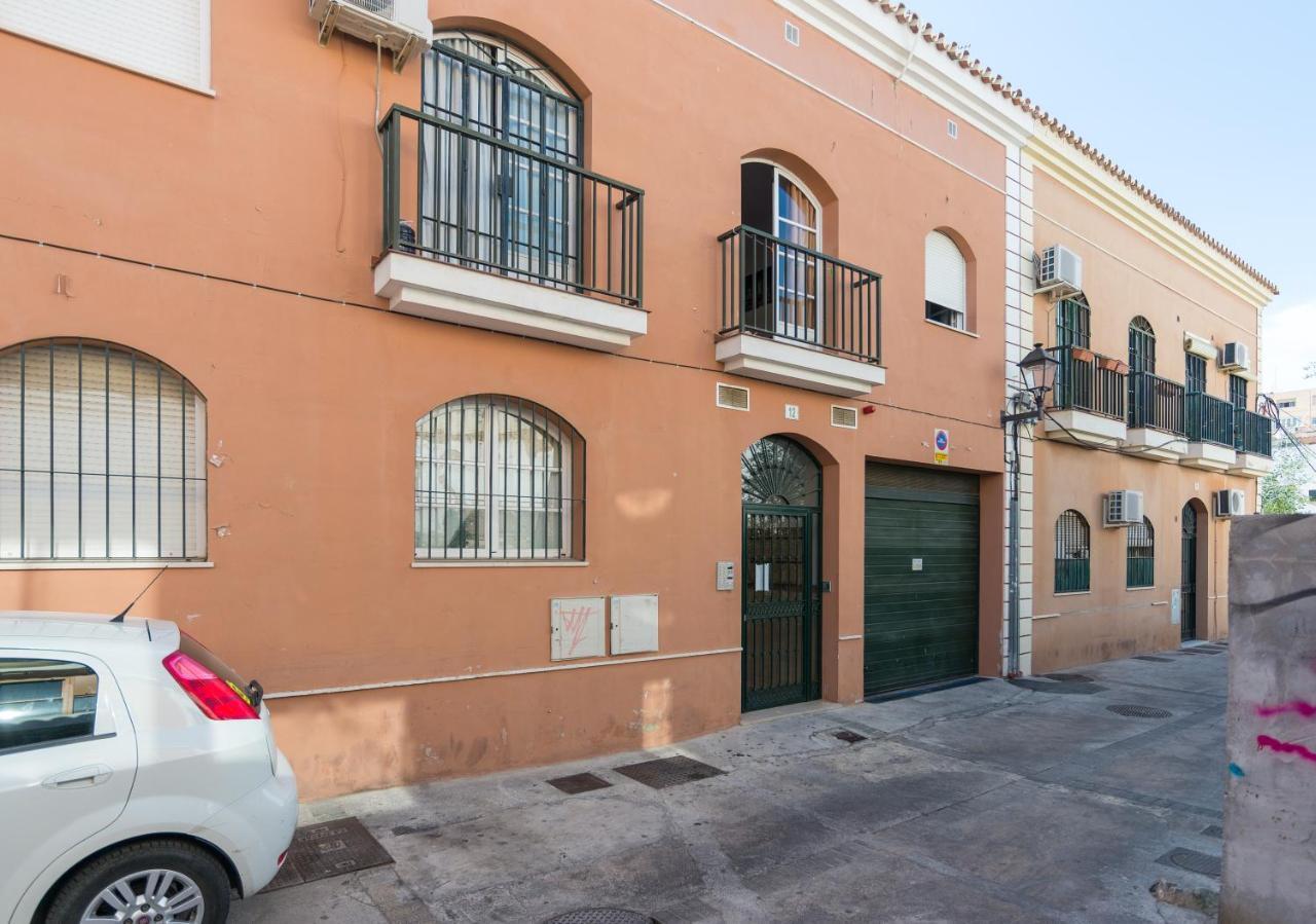 Apartamento Con Parking Gratis En El Centro De Malagaアパートメント エクステリア 写真