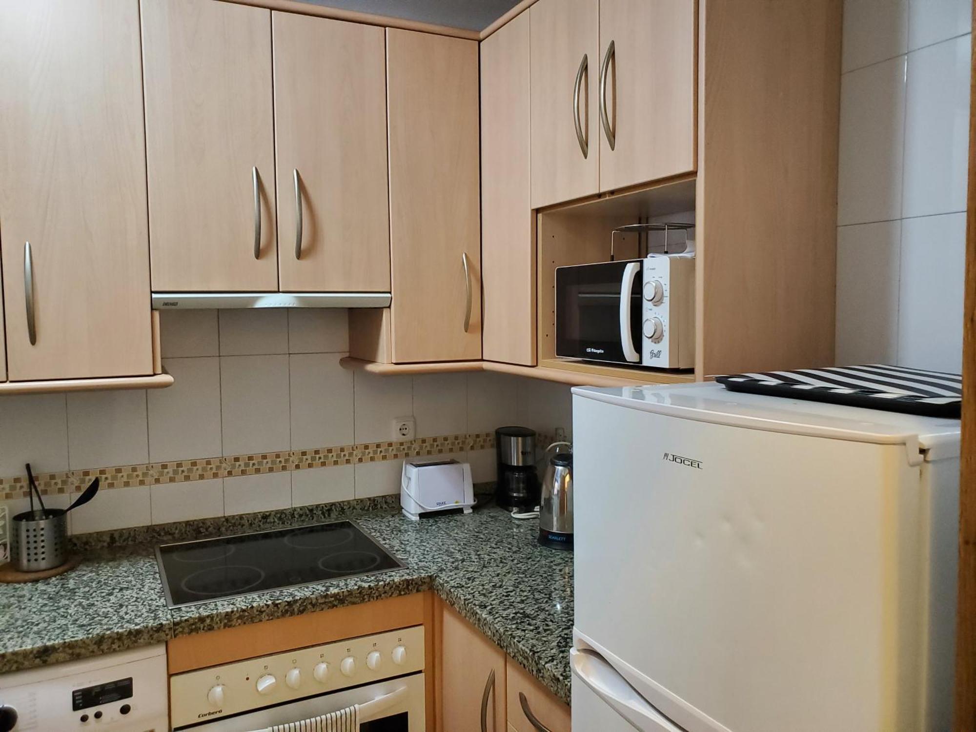 Apartamento Con Parking Gratis En El Centro De Malagaアパートメント エクステリア 写真