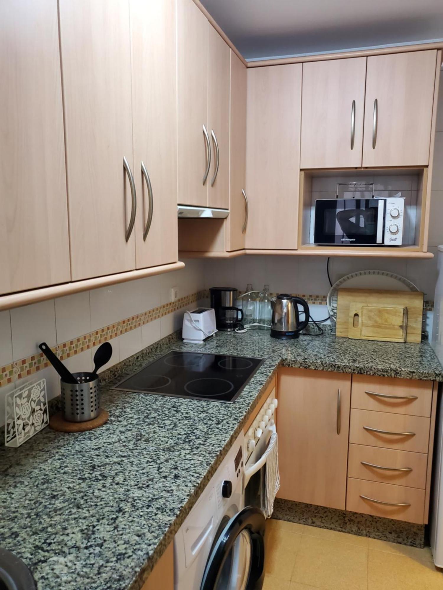 Apartamento Con Parking Gratis En El Centro De Malagaアパートメント エクステリア 写真
