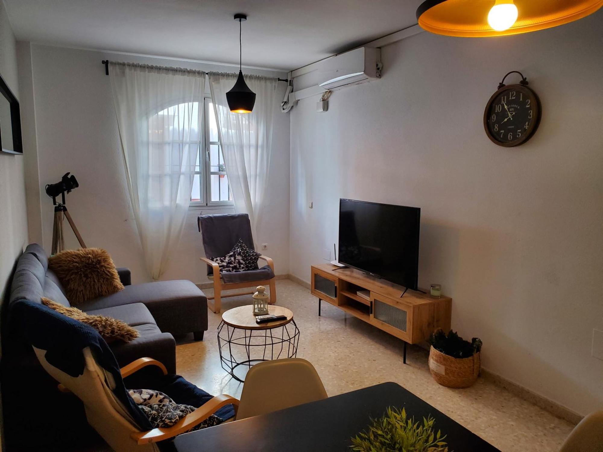 Apartamento Con Parking Gratis En El Centro De Malagaアパートメント エクステリア 写真
